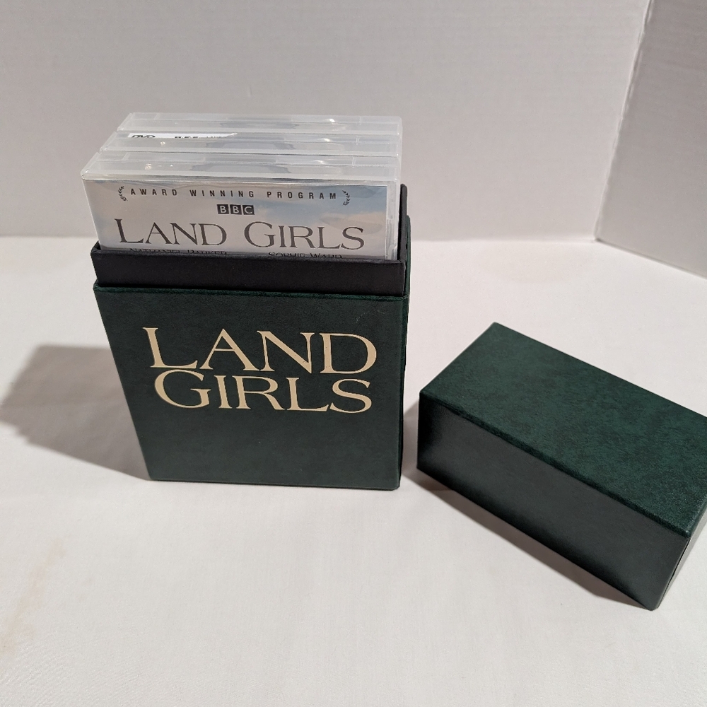 Land Girls Complete Series Collection 1-3  DVD Boxed Set 6 Discs BBC